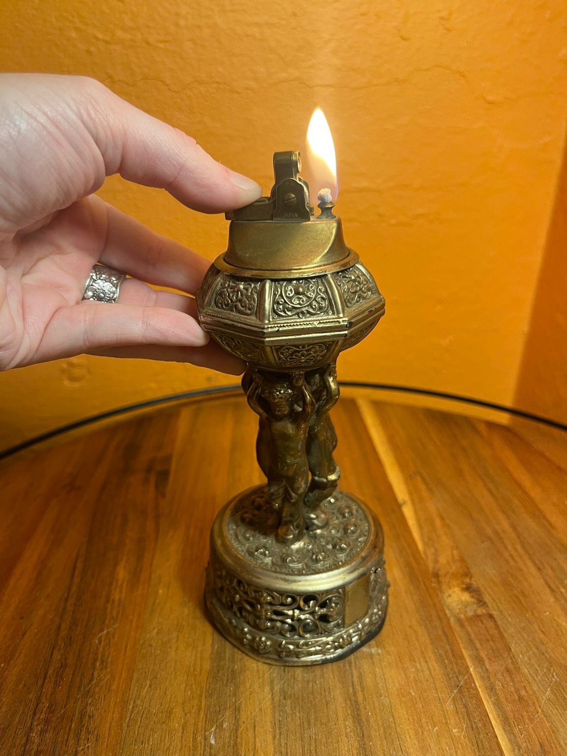 Putti Cupids Table Lighter