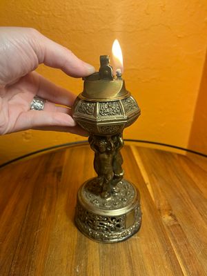Putti Cupids Table Lighter