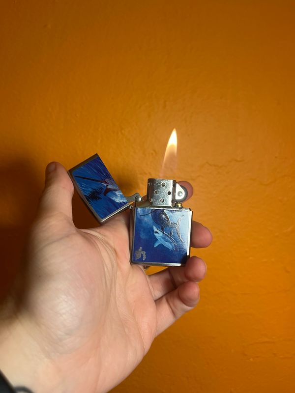 2010 Swordfish &amp; Shark Guy Harvey Zippo Lighter