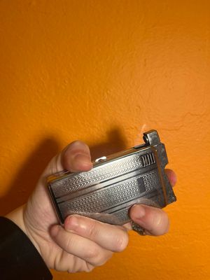 Atom Cigarette Case Lighter