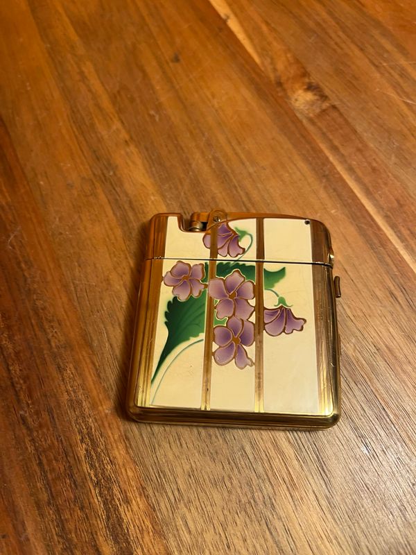 Ronson Violets Compact Lighter