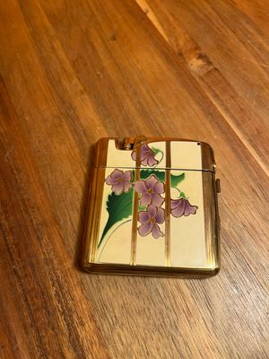 Ronson Violets Compact Lighter