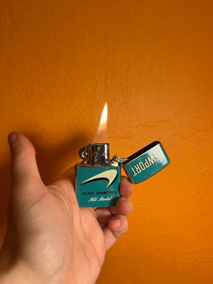 Newport Flip Top Lighter