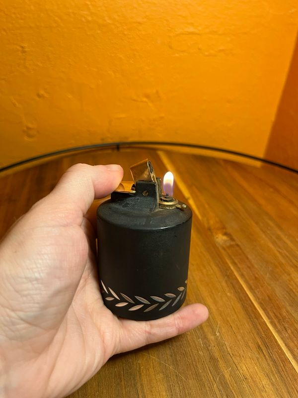 Ronson Varaflame Venus Butane Table Lighter