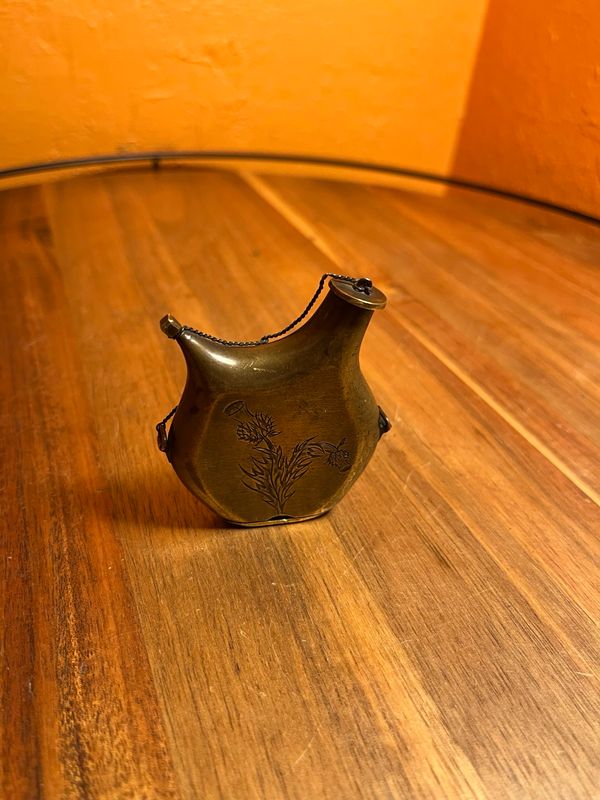Thistle Bottle Brass Trench Lighter