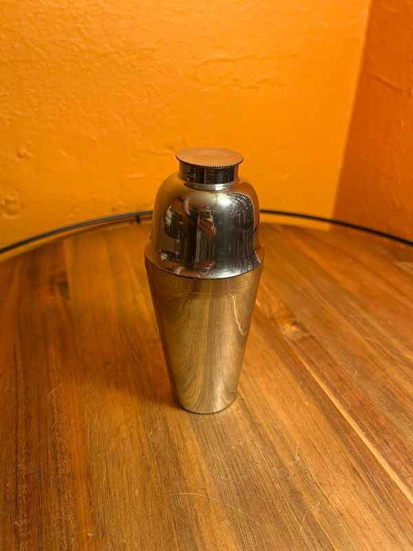 Eclair French Made Cocktail Shaker Tumbler Table Lighter