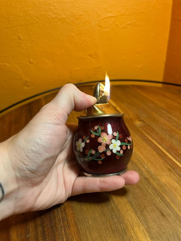 Cherry Blossoms Table Lighter