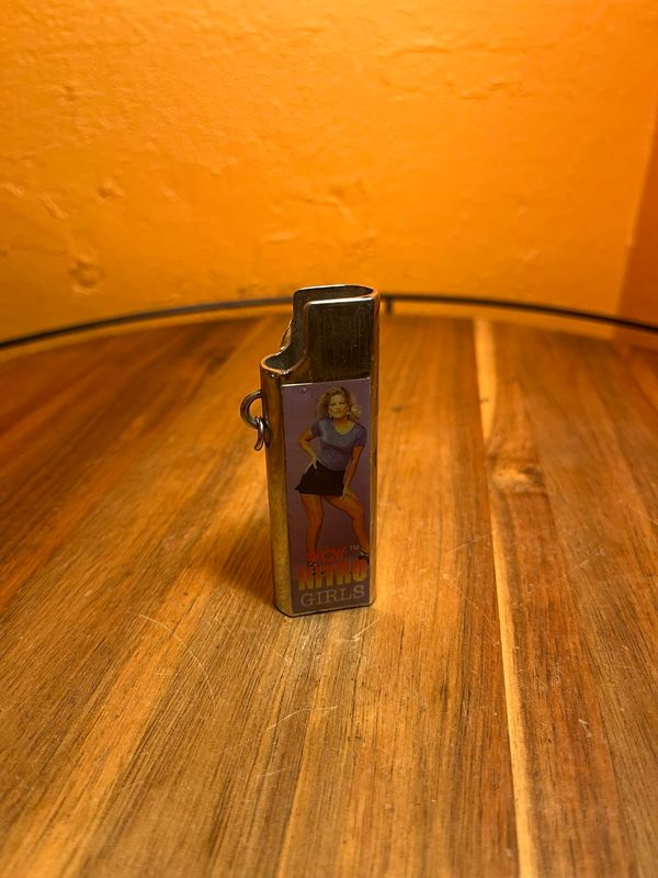 1999 WCW Nitro Girls Pinup Keychain Disposable Lighter Cover Sleeve