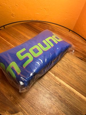1990s Salem Sound Waves Beer Can Carry Case