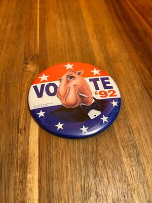 Camel Smokin Joe Vote ‘92 Pinback
