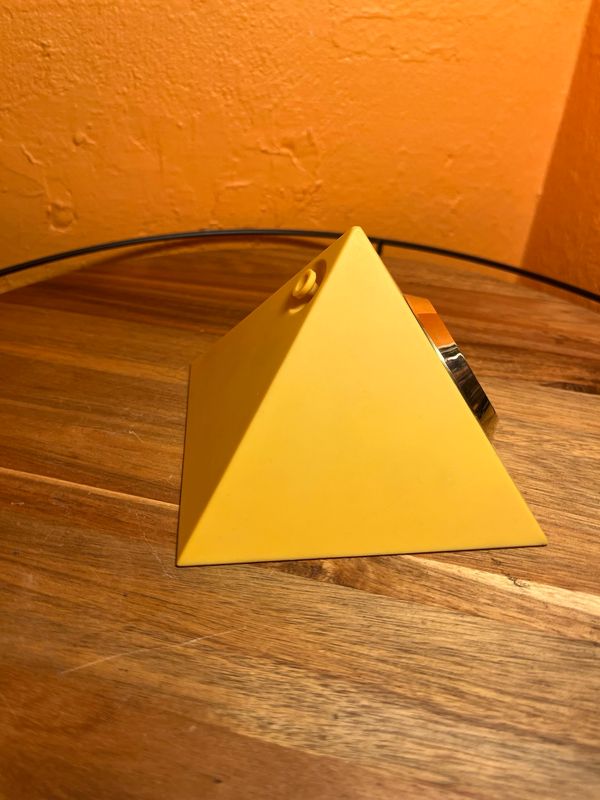 1993 Camel Alarm Clock Pyramid