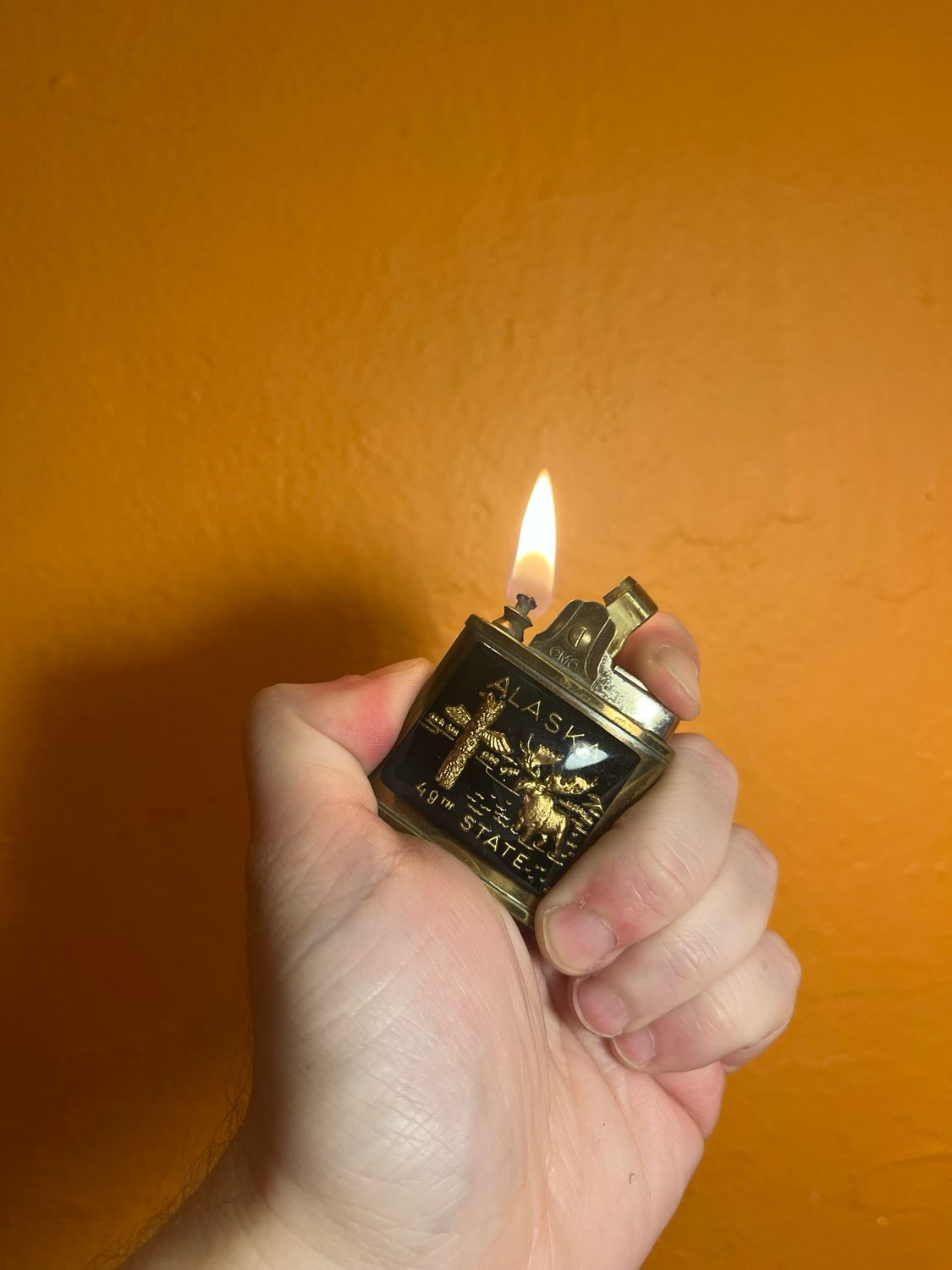 Alaska 49th State Souvenir Lighter