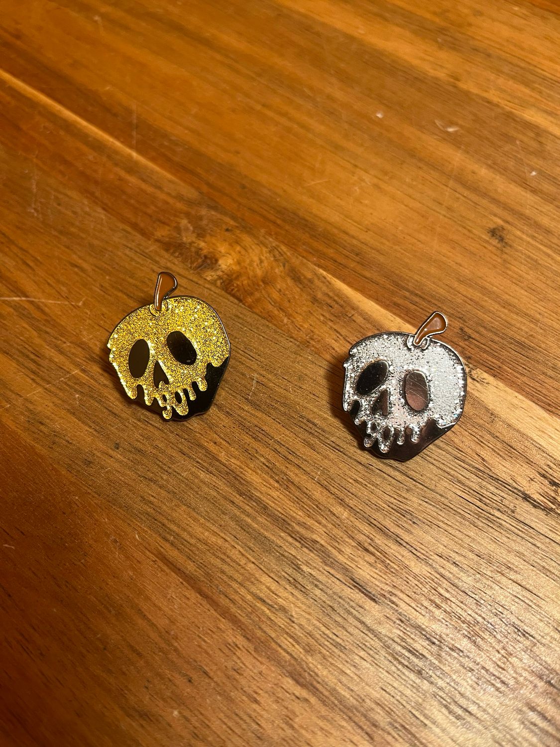 Snow White Glitter Poison Skull Apple Pin