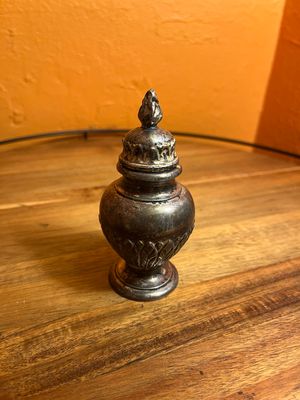 Old English By Masco Plated Silver Table Lighter