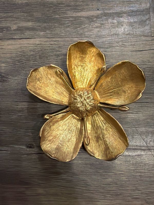Golden Lotus Five Piece Ashtray