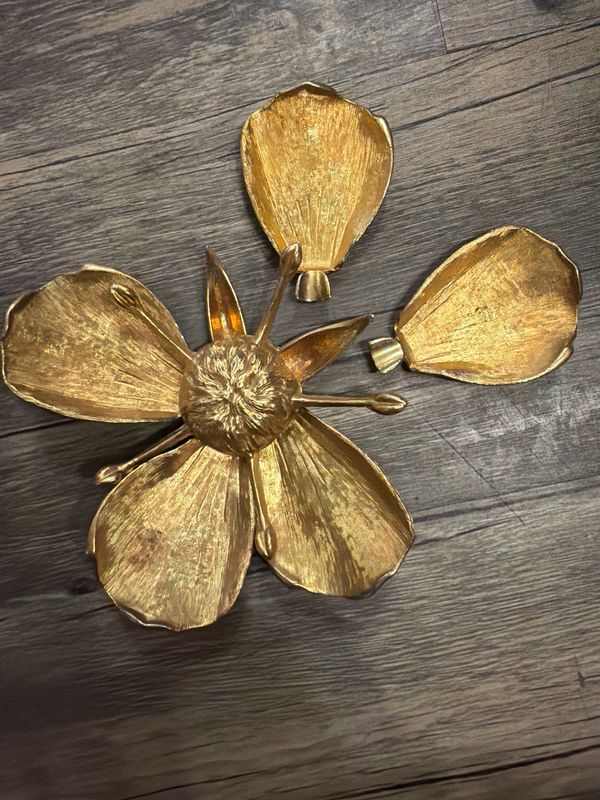 Golden Lotus Five Piece Ashtray