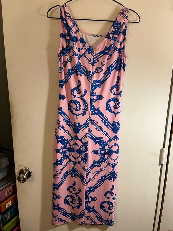 Curated Collection - L Large Body Con Ornamental Logo Dress
