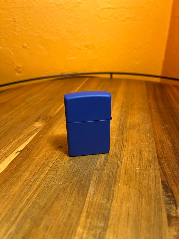 2016 Yellow &amp; Blue Czech Camel Zippo Lighter