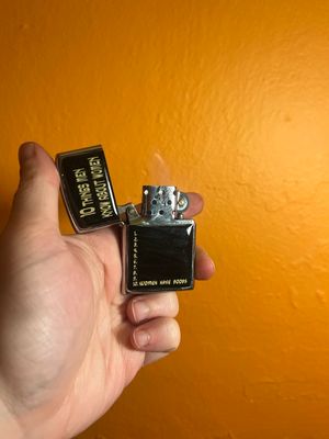 2001 Men Don’t Know About Women Flip Top Lighter