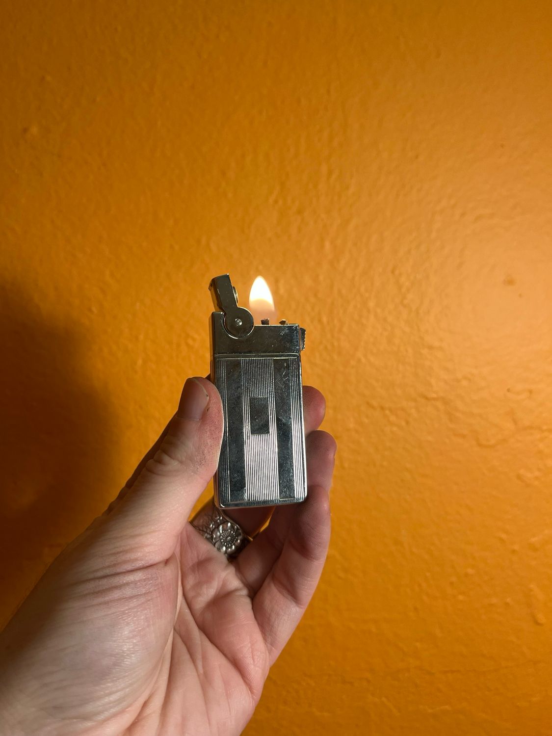 Finicky ASR Press Button Lighter
