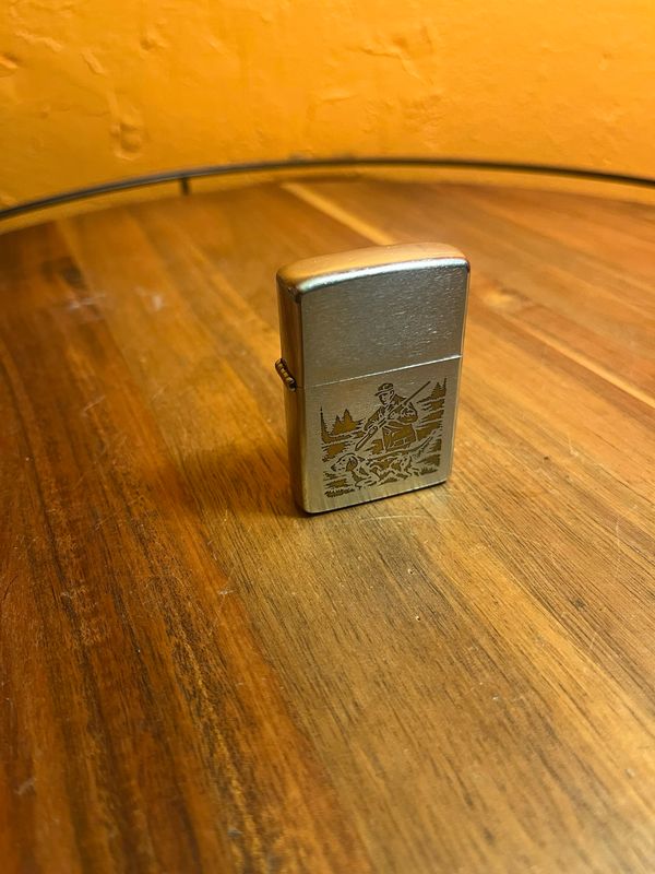 1974 Lloydsville Sportsmen’s Huntsman &amp; Hound Zippo Lighter