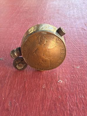 NOT WORKING 1916 Coin Trench lighter