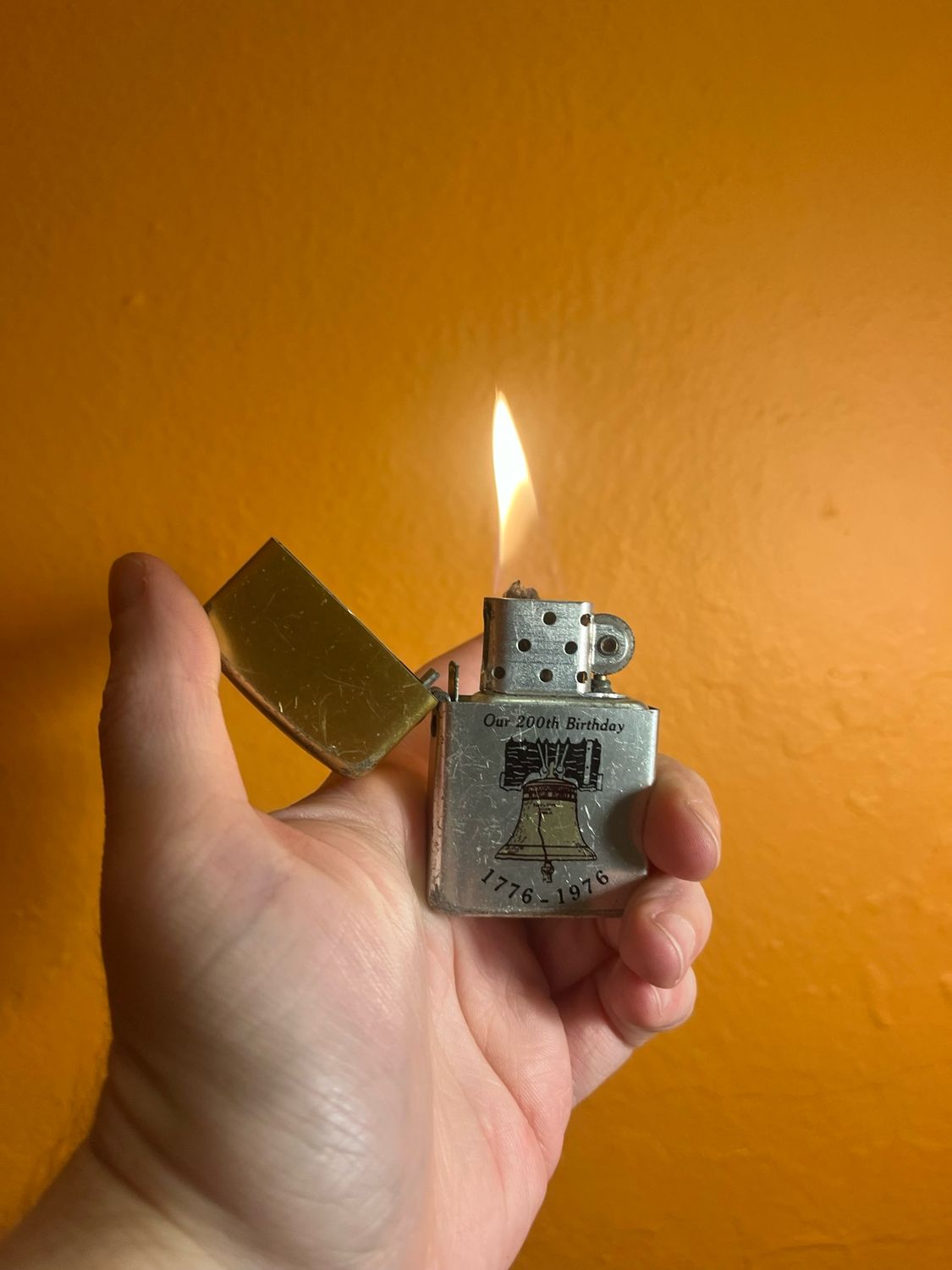 1976 Bicentennial Flip Top Lighter