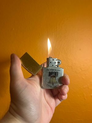 1976 Bicentennial Flip Top Lighter