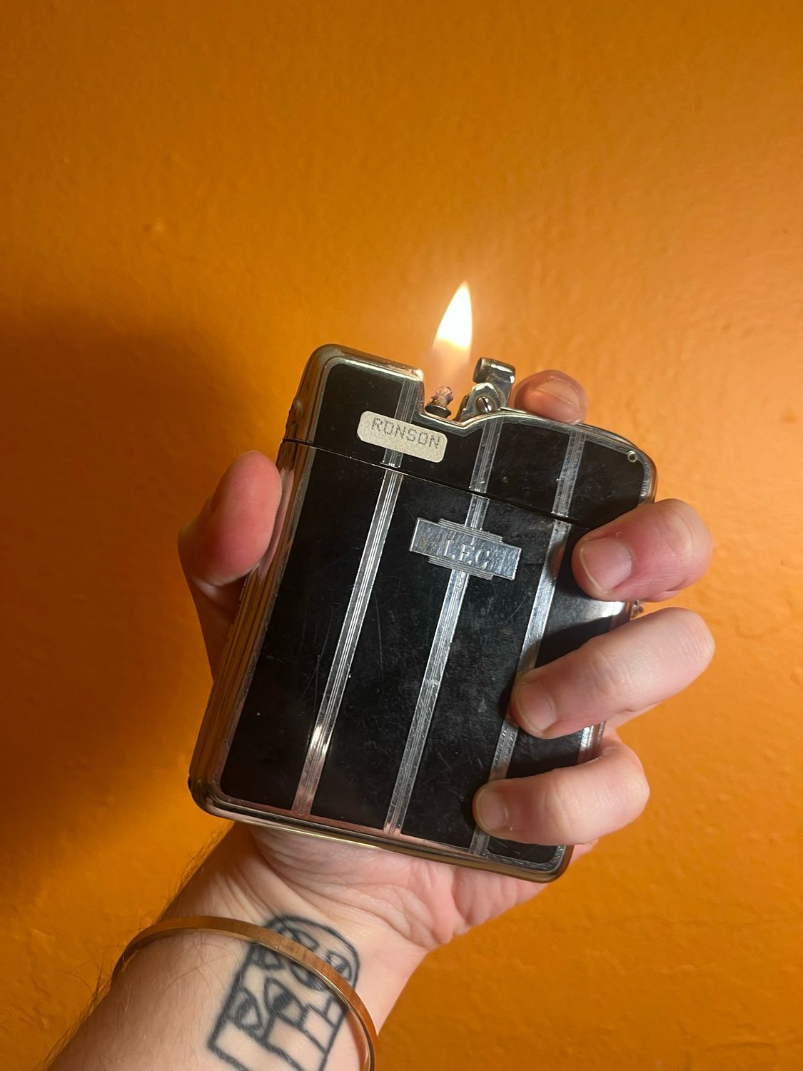 Customized ‘LEG’ Ronson Cigarette Case Lighter