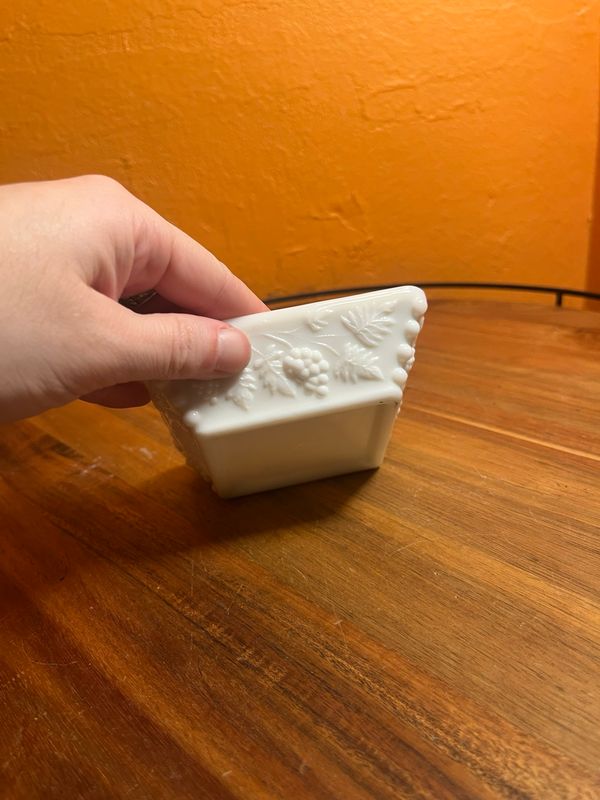 Grape Vines Milk Glass Ashtray