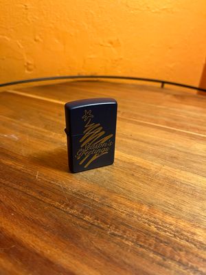 2000 Navy Blue Season‘s Greetings Zippo Lighter