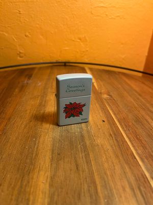 1998 Season‘s Greetings Poinsettia Christmas Zippo Lighter