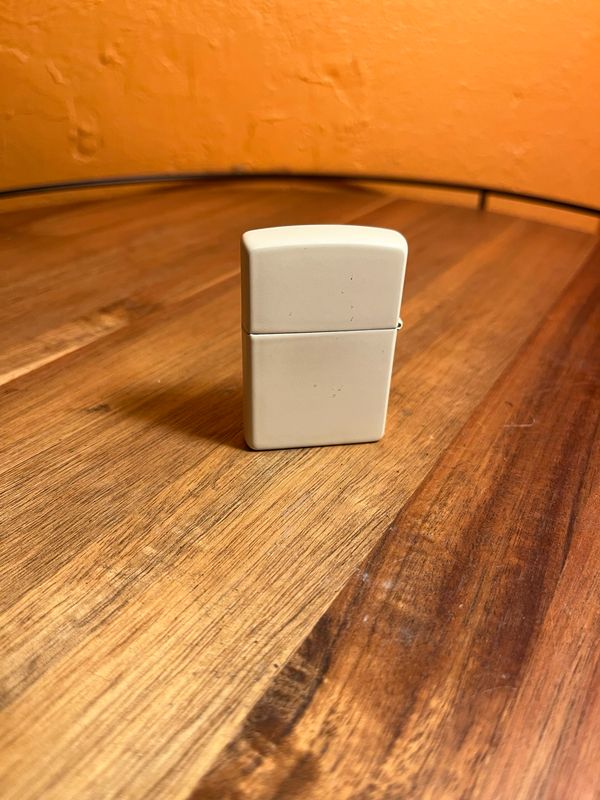 1997 CZ149 / Z243 Season‘s Greetings Camel Zippo Lighter