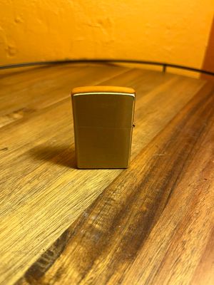 2000 CZ332 Camel Pleasure To Burn Pinup Zippo Lighter