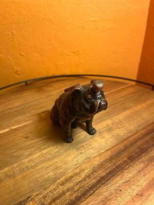 Antique Bulldog Permanent Match Striker