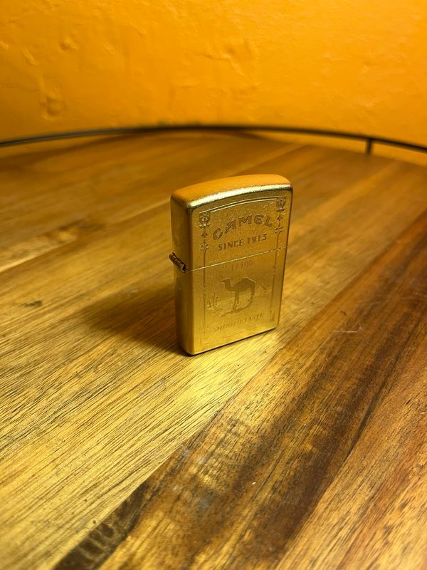 2005 CZ680 Gold Plated Camel Smooth Taste 1/100 Zippo Lighter