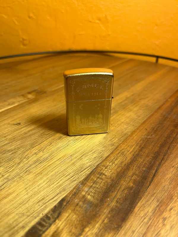 2005 CZ680 Gold Plated Camel Smooth Taste 1/100 Zippo Lighter