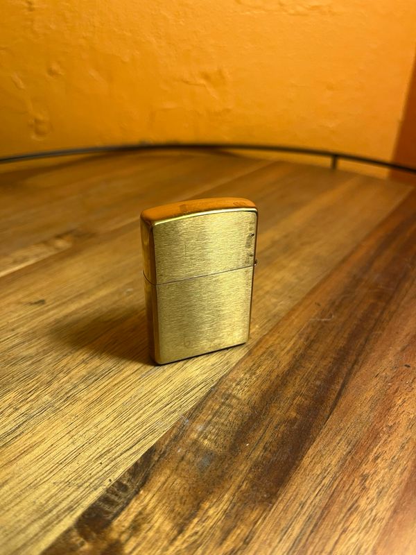 2005 CZ681 Gold Plated Camel Wallpaper Zippo Lighter