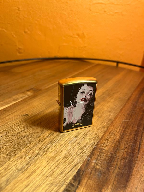 1997 CZ181 / Z342 Camel Couple - Lady Zippo Lighter
