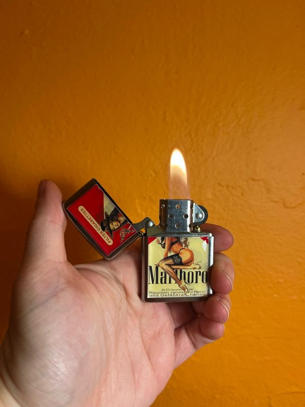 2014 Brunette Marlboro Pinup Zippo Lighter