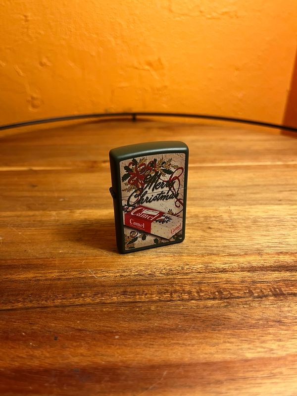 2017 Camel Merry Christmas Zippo Lighter