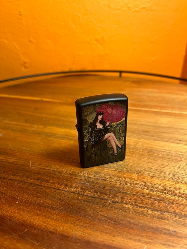2014 Lorenzo Sperlonga The Time Traveller Steampunk Pinup Zippo Lighter