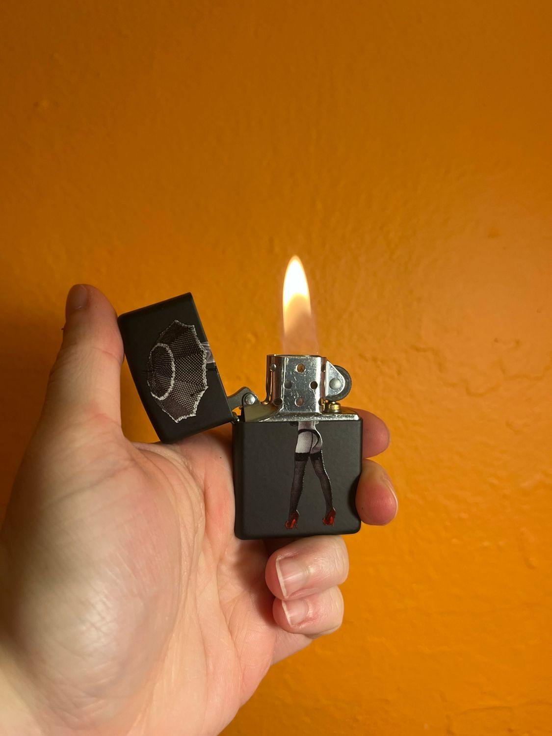2013 Red Shoes Collection - Umbrella Pinup Zippo Lighter