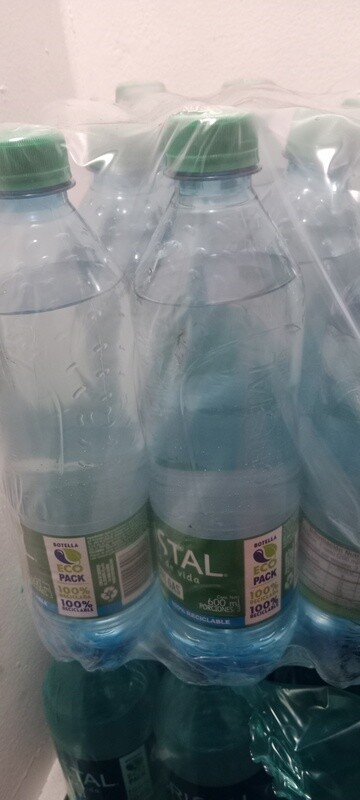 Agua cristal con gas 600 ml * 24