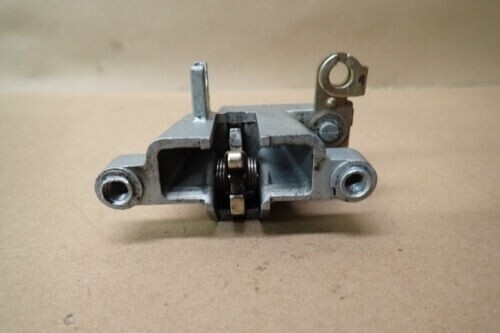 [USAGER]SEAT LOCK ASSEMBLY