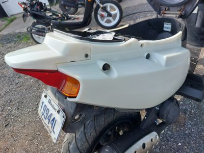 KIT PLASTIQUE BLANC ARRIÈRE  NON PEINT