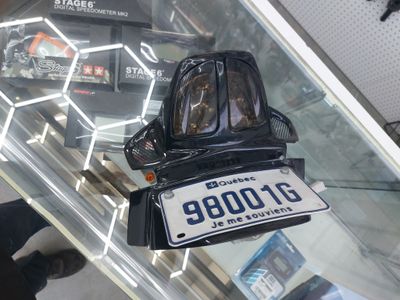 TAIL LIGHT SRD FIBRE DE VERRE BWS 2002-2011 USAGER