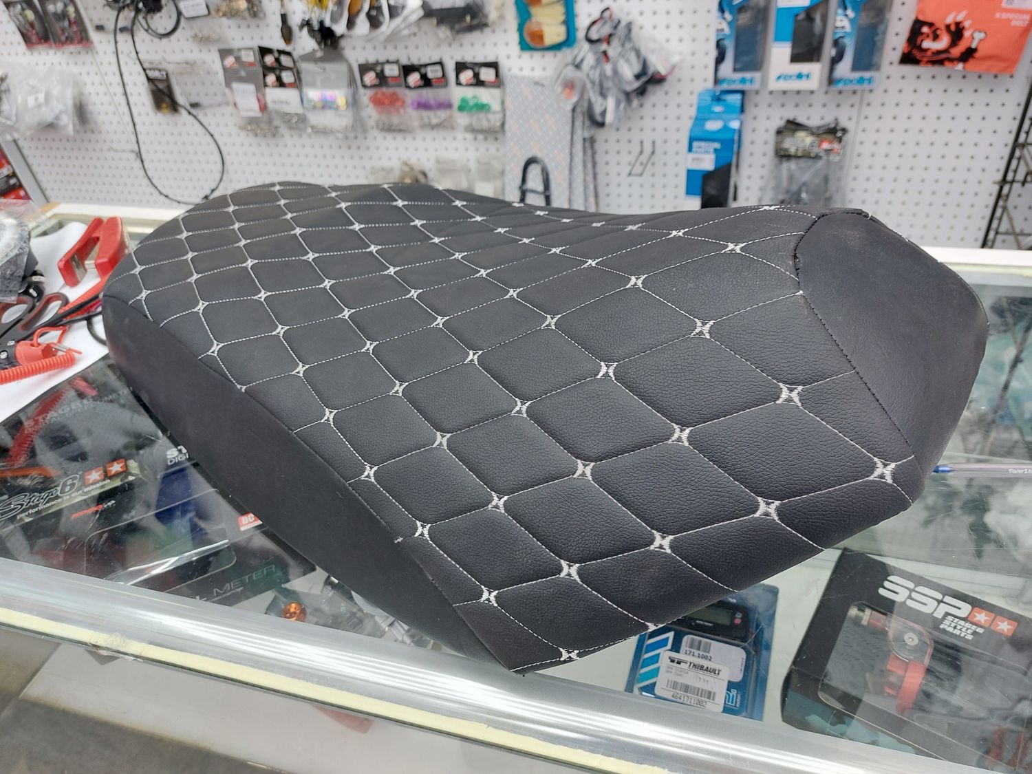 SEAT COVER DIAMANT