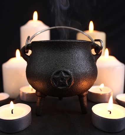 7cm Cast Iron Cauldron With Pentagram
