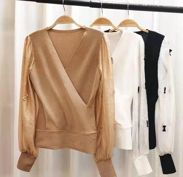 Woman Puff Transparent Sleeve Solid Crop Top